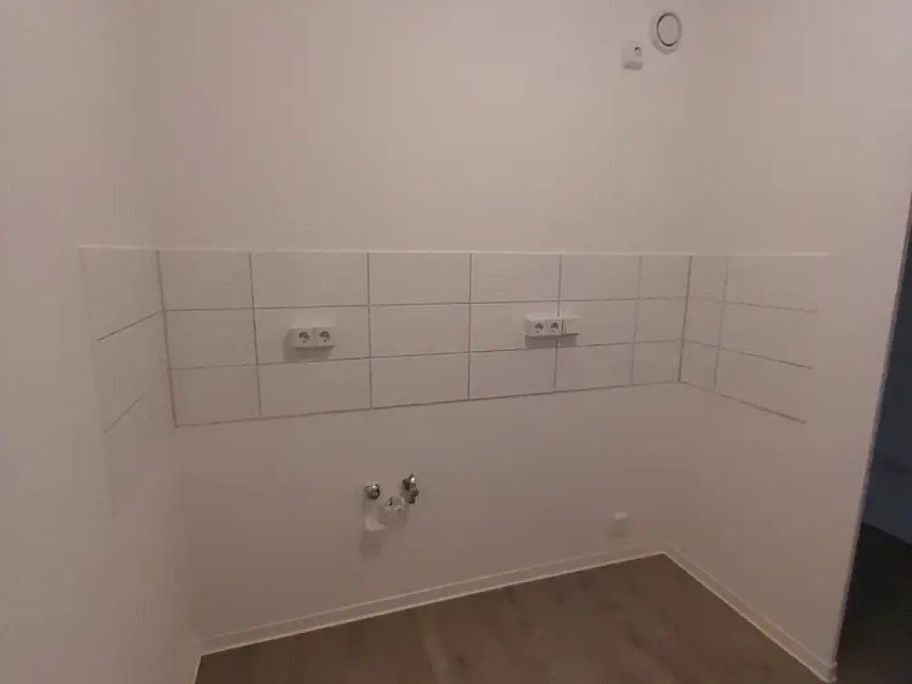 Half a Month Rent-Free - Bright 3-Room Apartment in a Quiet Location