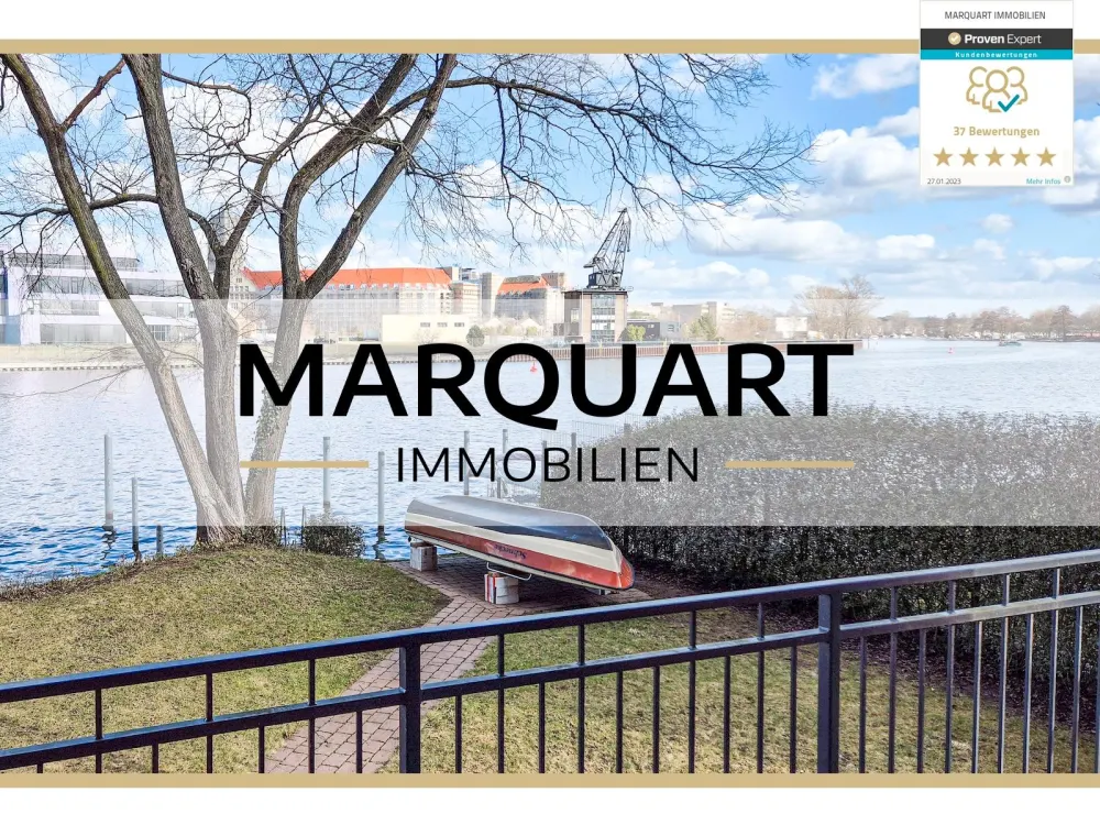 Completely Renovated Old Building Apartment with Spree View and Boat Dock at the Garden