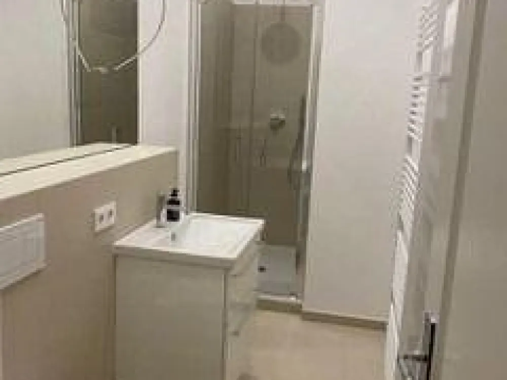 Stilvolle 2-Zimmer-Altbauwohnung im Frankfurter Westend