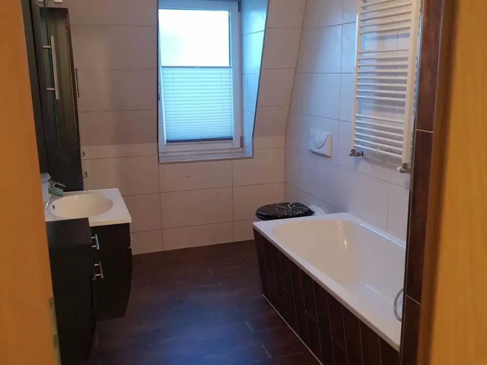 Charmante Maisonettewohnung Dresden-Cossebaude, 3 Zimmer, Balkon