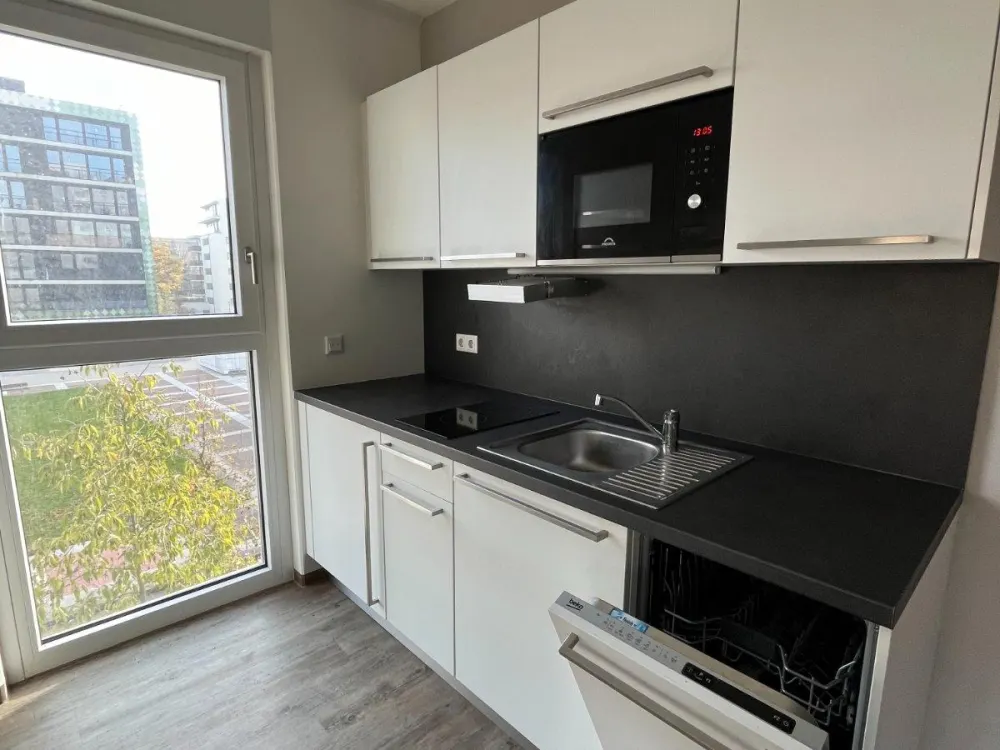 Möbliertes Premiumapartment mit Balkon, WLAN und Einbauküche in Dresdner Top-Lage