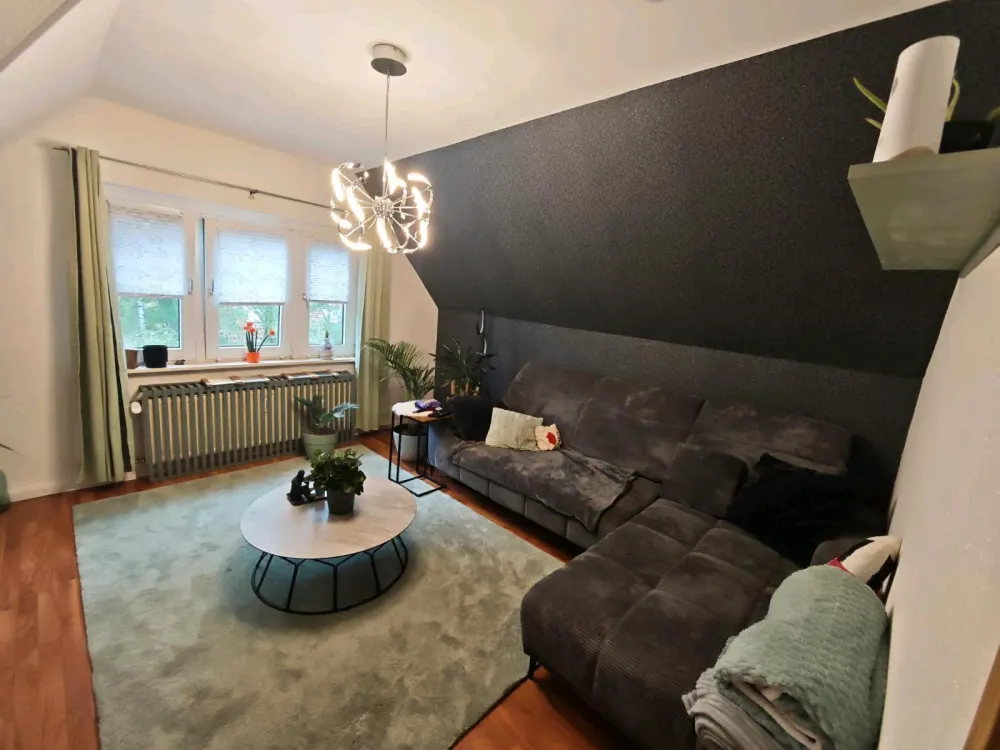 78qm 4 Zimmer Dachgeschoß mit Gartennutzung zu vermieten