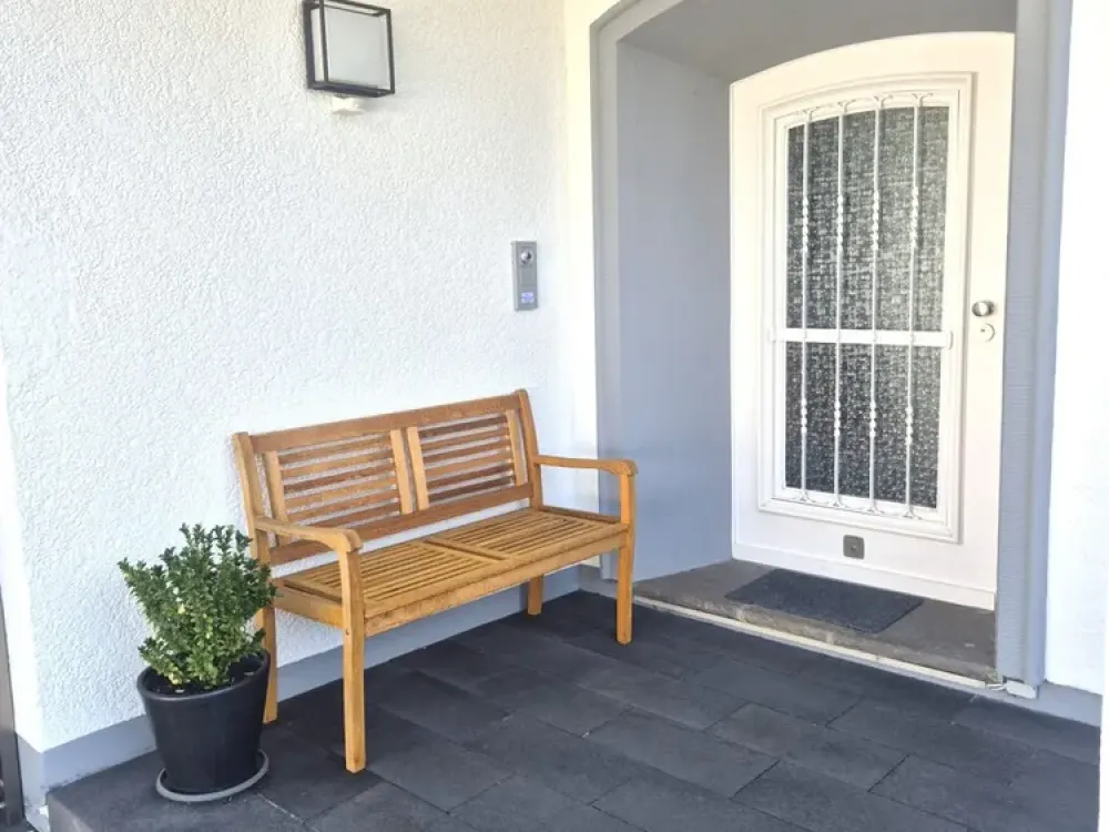 Göttersiedlung trifft Dachgeschoss mit Süd-Terrasse