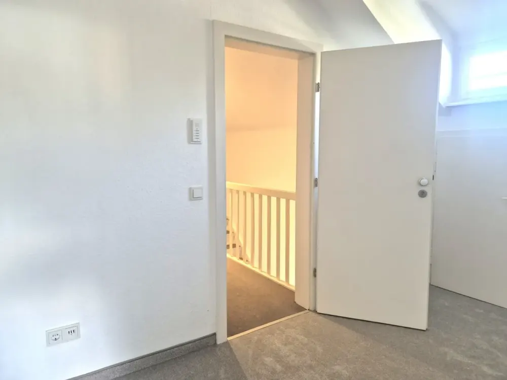Göttersiedlung trifft Dachgeschoss mit Süd-Terrasse