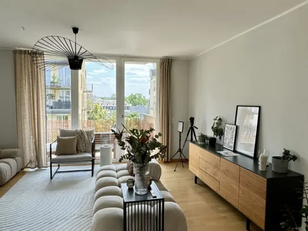 Wunderschöne 2-Zimmer-Wohnung mit Balkon in Sachsenhausen MAIN BLICK
