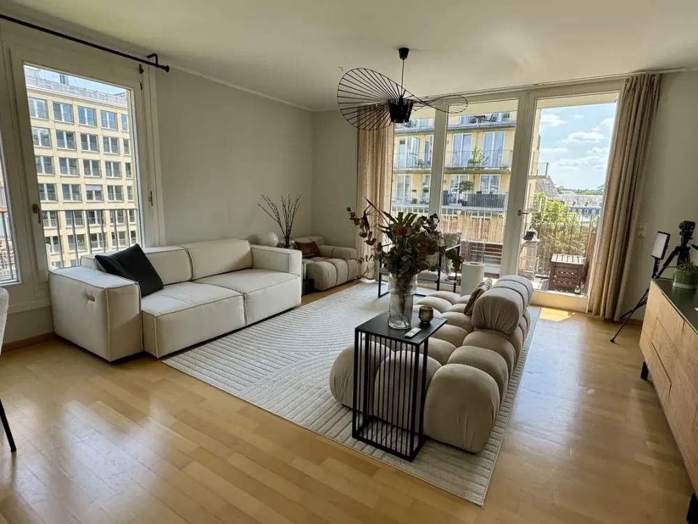 Wunderschöne 2-Zimmer-Wohnung mit Balkon in Sachsenhausen MAIN BLICK