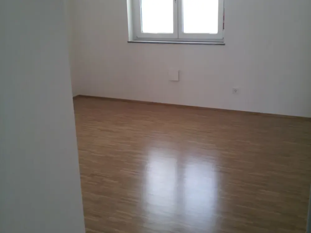 3-Zimmer-Maisonette-Wohnung mit Terrasse in zentraler Lage