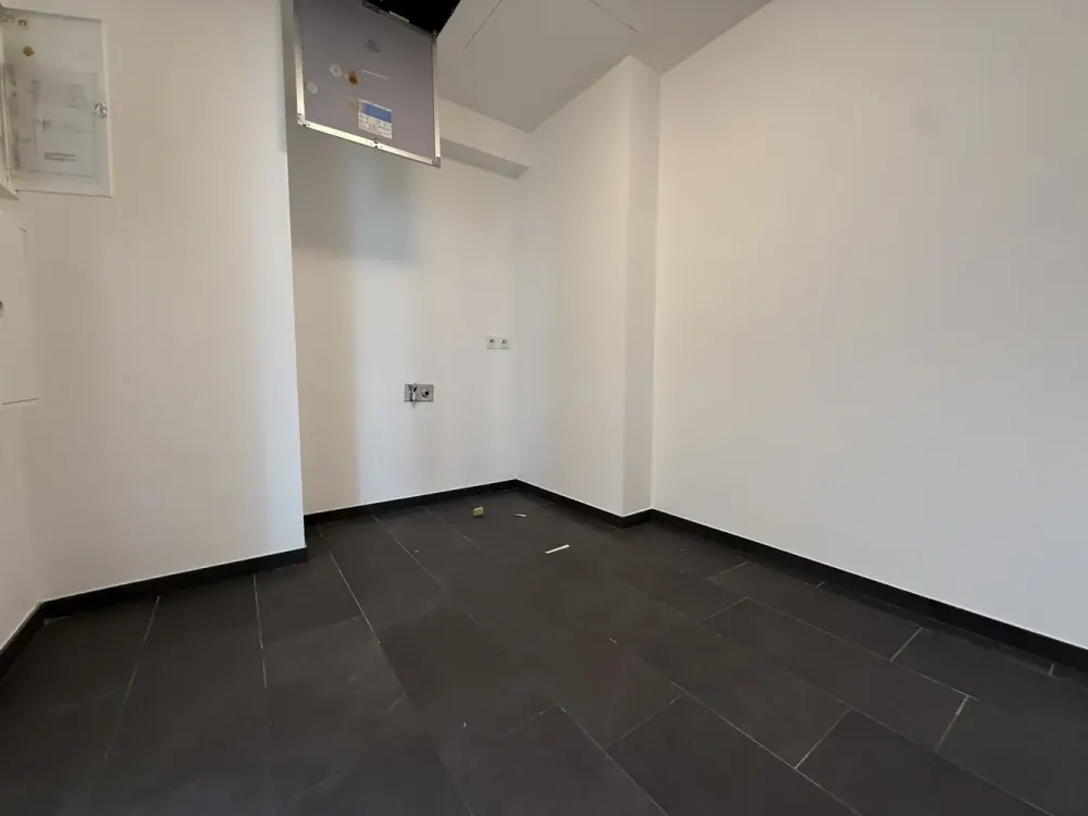 Exklusive 4-Zimmer-Wohnung mit Balkon & Fernsehturmblick