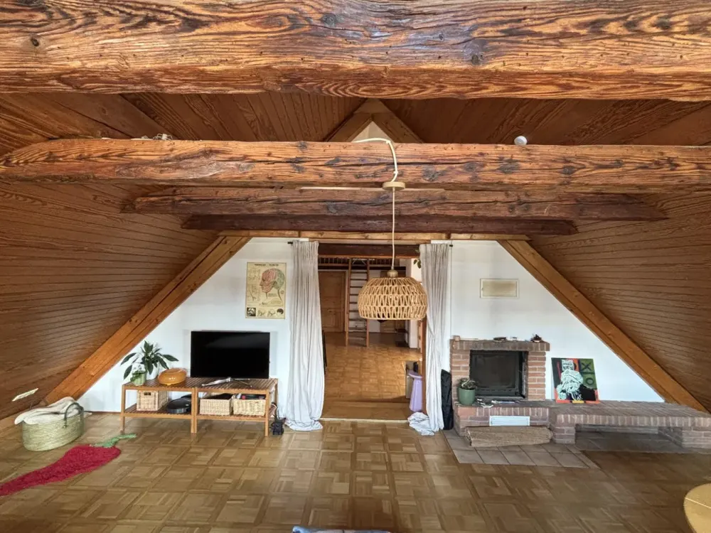 87 m² über den Dächern des Leonhardsviertels - außergewöhnliche DG-Wohnung