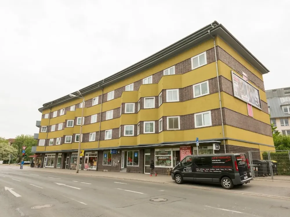 °Welcome Home° Renovated 4-Room Apartment in Central Location + Balconies + Daylight Bathroom