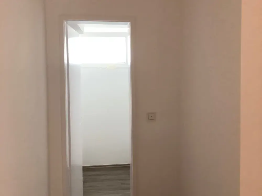 Wohnen mit Charakter: Stilvoll modernisierte 2-Zimmer-Wohnung in Köln-Bayenthal