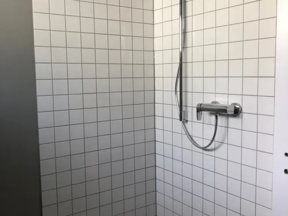 Wohnen mit Charakter: Stilvoll modernisierte 2-Zimmer-Wohnung in Köln-Bayenthal