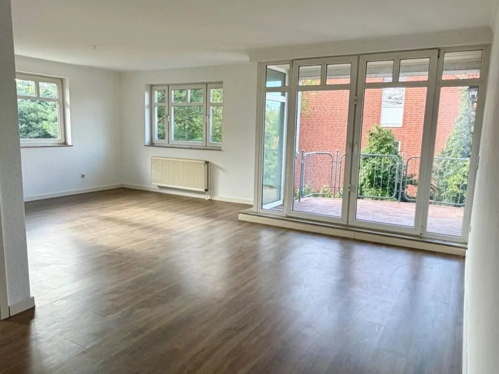 Helle 3,5-Zimmer-Wohnung mit Balkon in Langenhagen