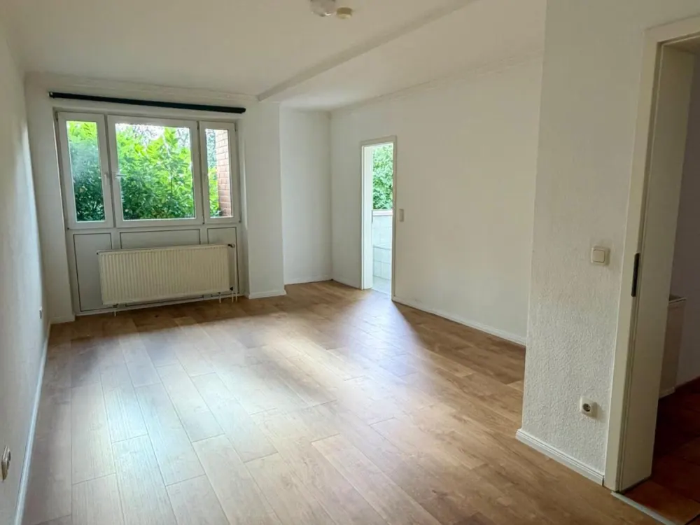 Helle 3,5-Zimmer-Wohnung mit Balkon in Langenhagen