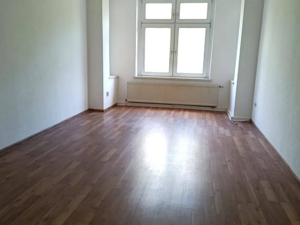Schöne 3 Zi-Whg. | Bad mit Fenster | Loggia | WG´s Willkommen