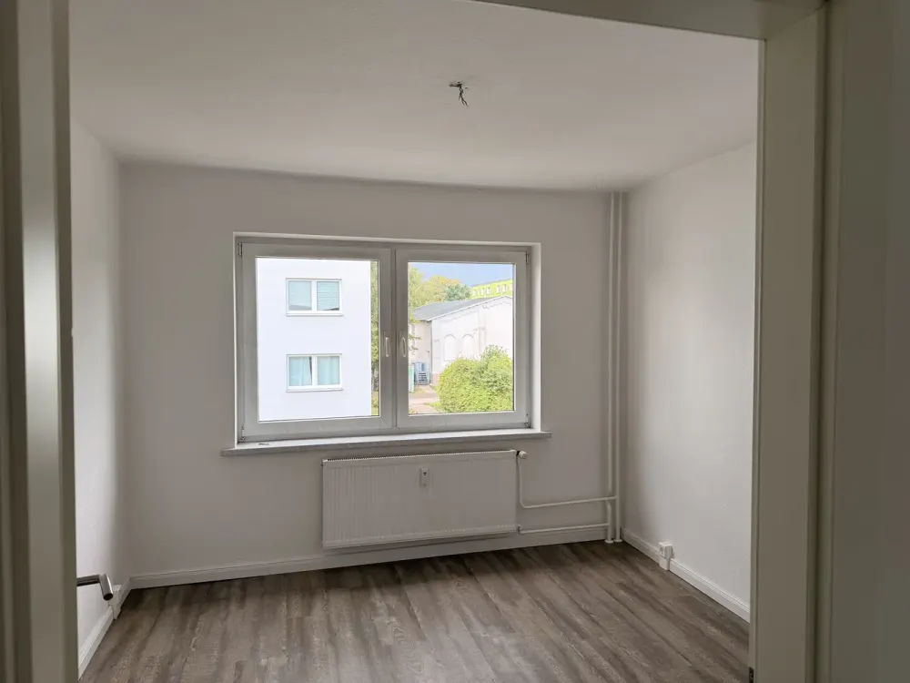 Lebendig wohnen in Sanitz: 3-Zimmer-Wohnung mit praktischem Schnitt