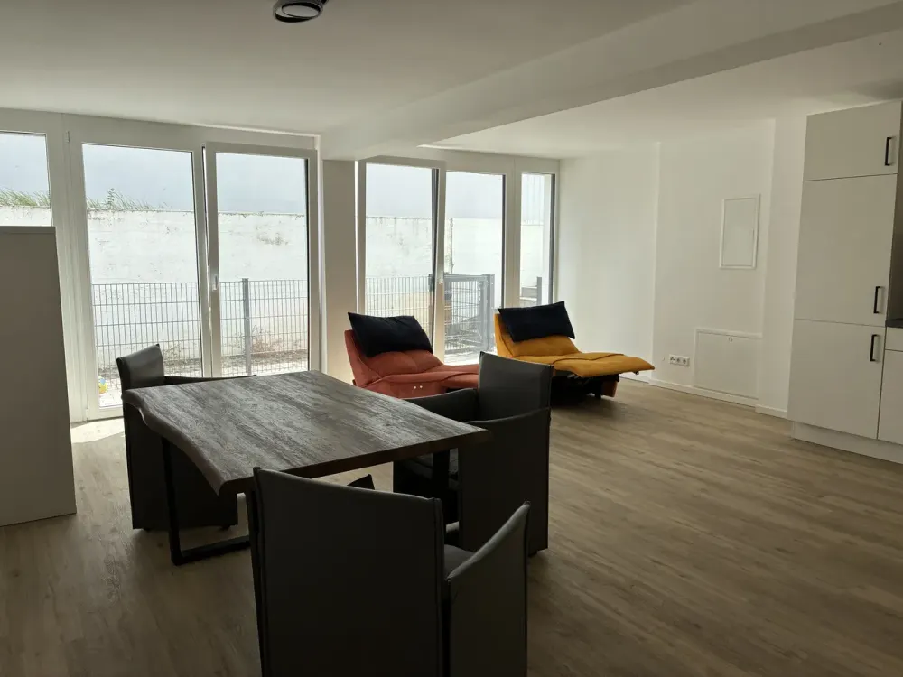 Renovated 1-Room Apartment with Built-in Kitchen