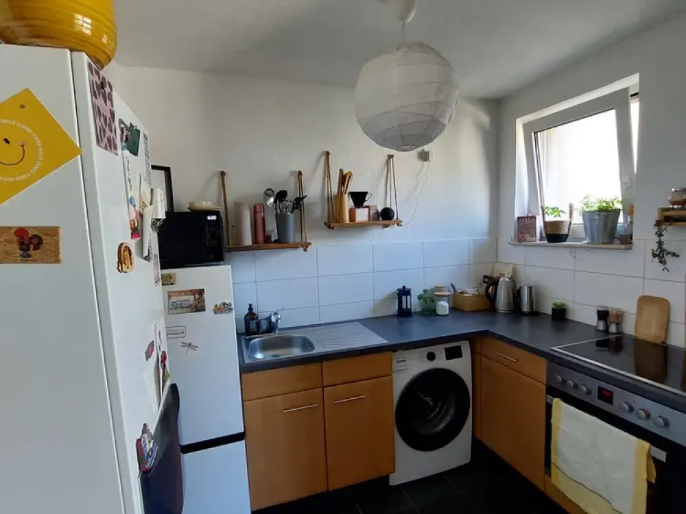 Schöne 2,5 Zimmer Wohnung