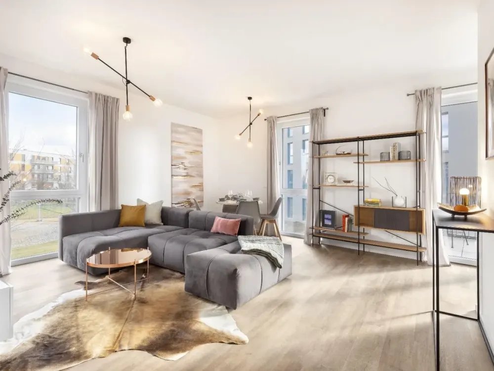 Moderne Dachgeschosswohnung mit großer Sonnenterrasse, Wohnen über den Dächern von Schönefeld