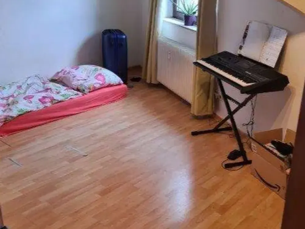 Lichtdurchflutete Wohnung mit Balkon
