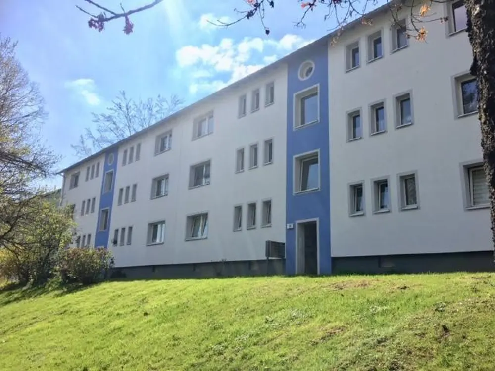 Gemütliche 2-Zi.-Whg. mit EBK und sonnigem Balkon