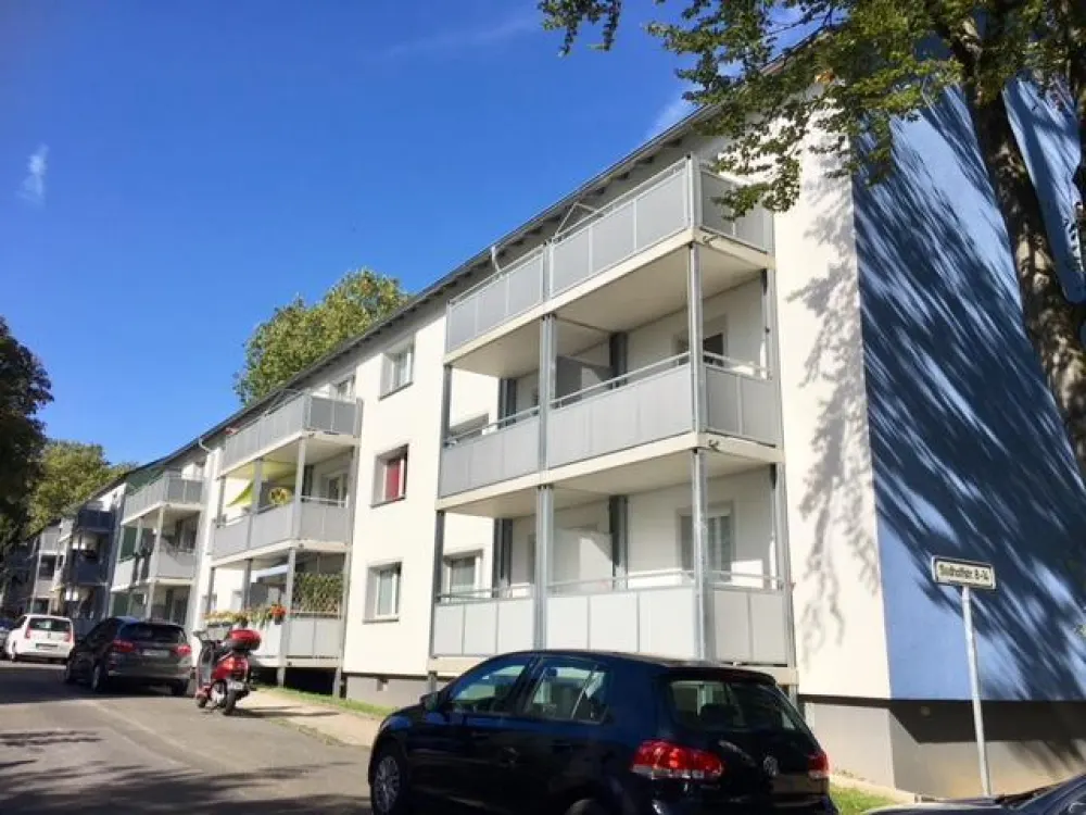 Gemütliche 2-Zi.-Whg. mit EBK und sonnigem Balkon