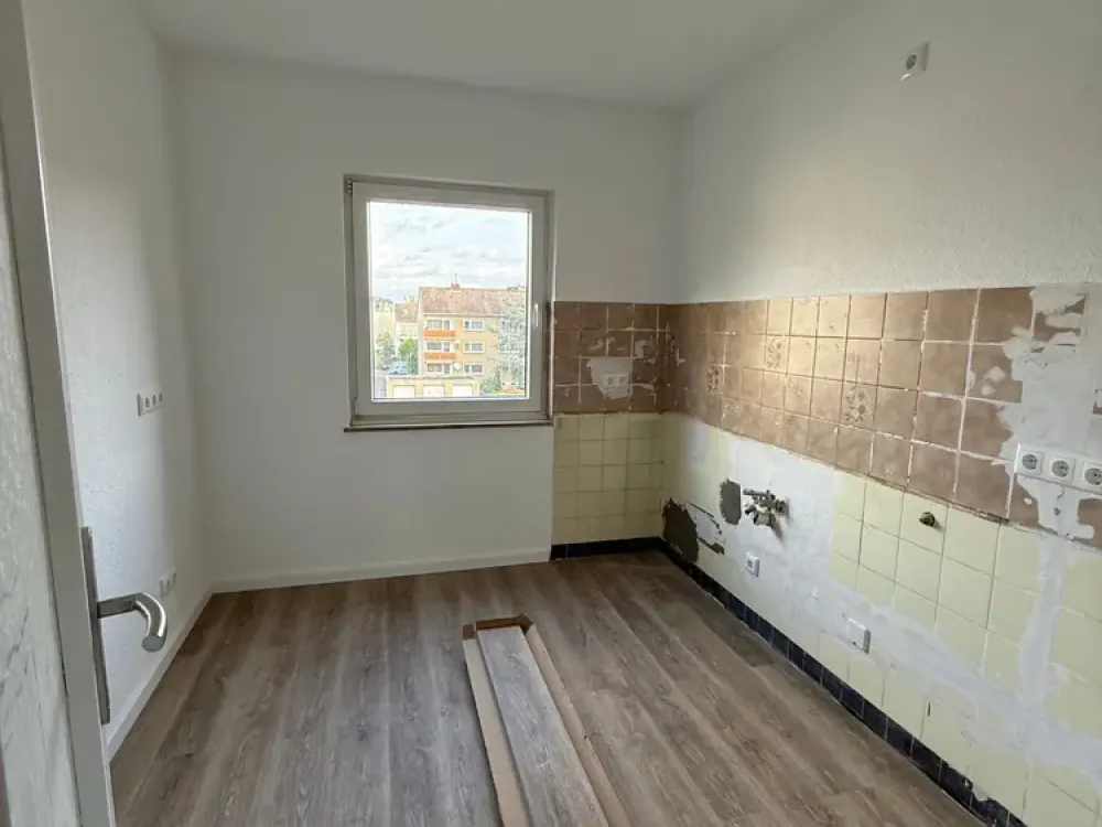 Schöne, helle Vierzimmerwohnung mit Balkon in Brühl