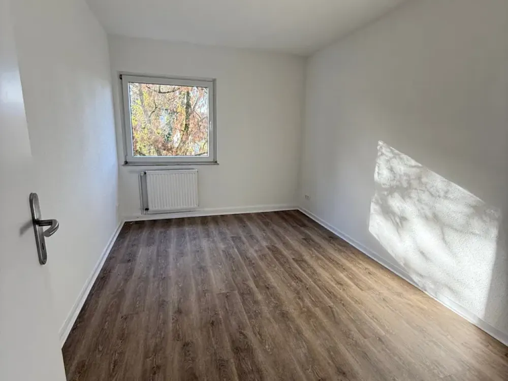 Schöne, helle Vierzimmerwohnung mit Balkon in Brühl