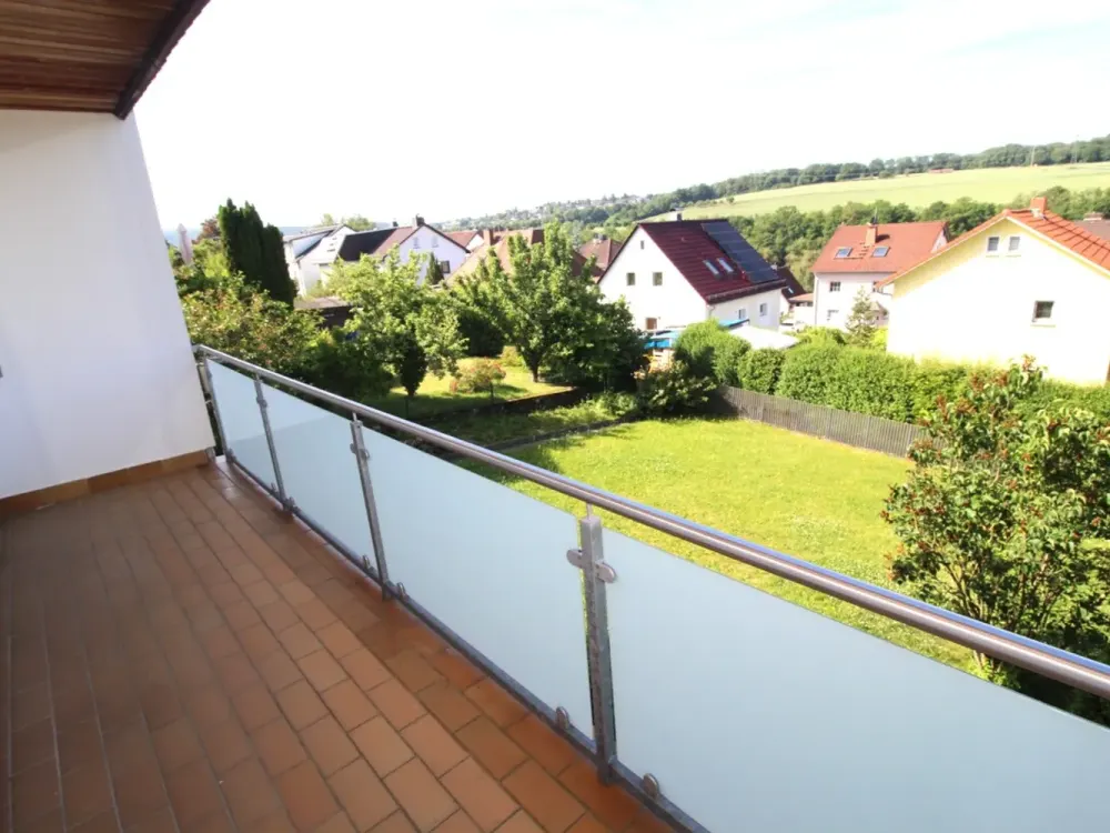 Charmante Erdgeschosswohnung in ruhiger Lage mit Balkon und Blick ins Grüne