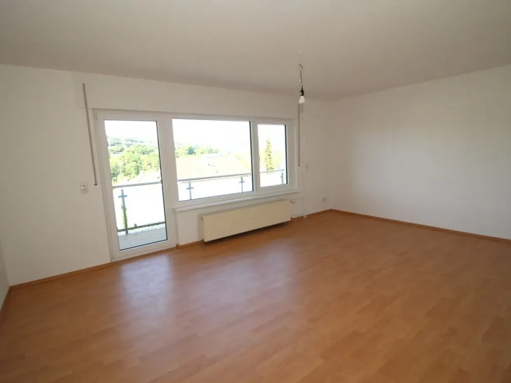 Charmante Erdgeschosswohnung in ruhiger Lage mit Balkon und Blick ins Grüne
