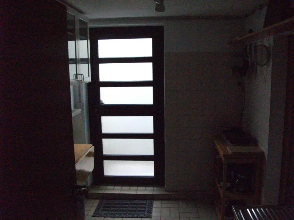 helle große möblierte Kellerwohnung - 60qm