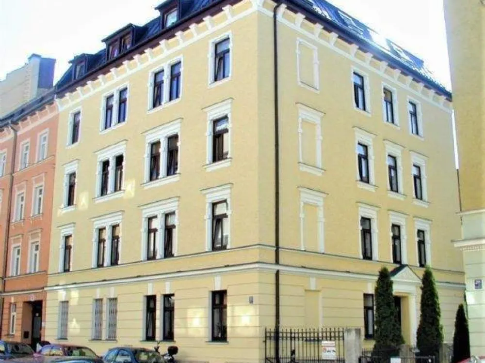 Erstbezug nach Kernsanierung: Großzügige, helle 3-Zimmer-Wohnung in denkmalgeschütztem Altbau, Isarvorstadt - Nähe Röcklplatz - ab 1. Oktober