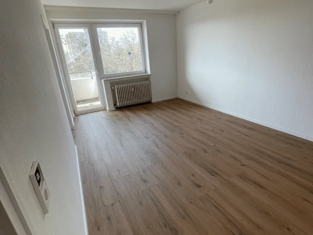 Frisch renovierte 1-Zimmer-Wohnung in bester Lage