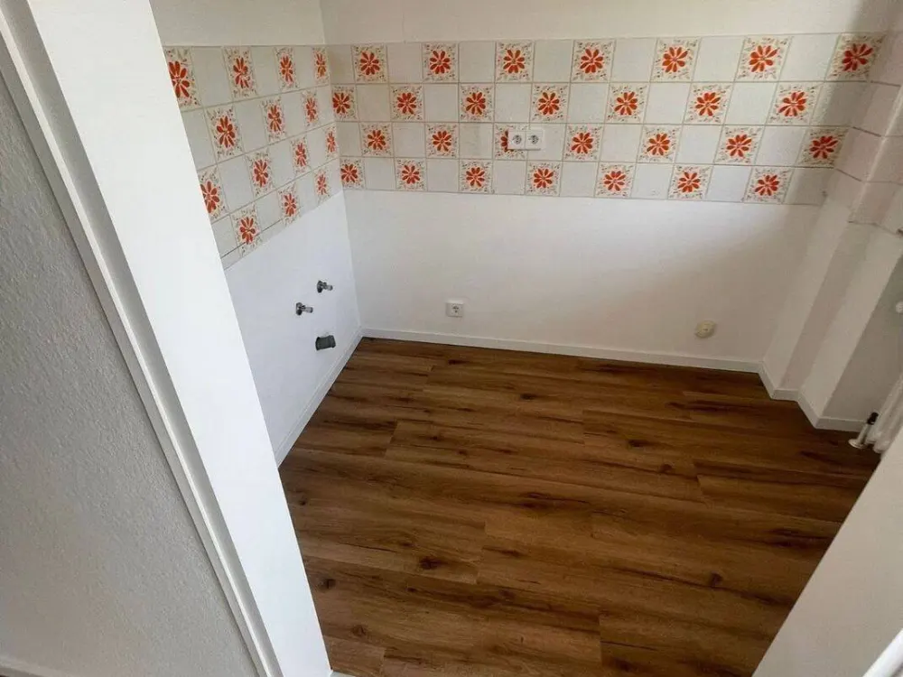 Frisch renovierte 1-Zimmer-Wohnung in bester Lage
