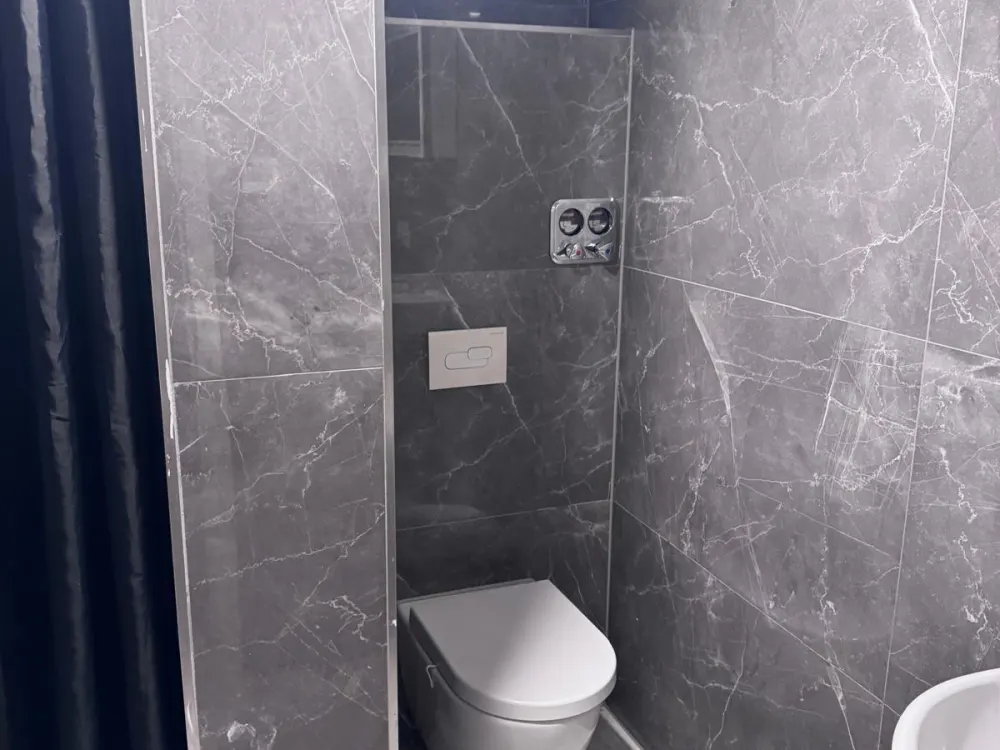 1 Zimmer Luxus Wohnung ab sofortzuvermieten