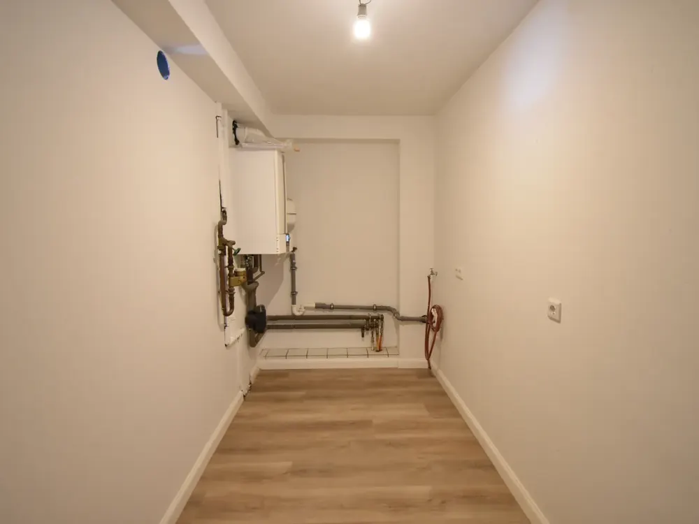 Spitzen Lage! Renoviert 2-Zi-Maisonetten-Whg zu vermieten