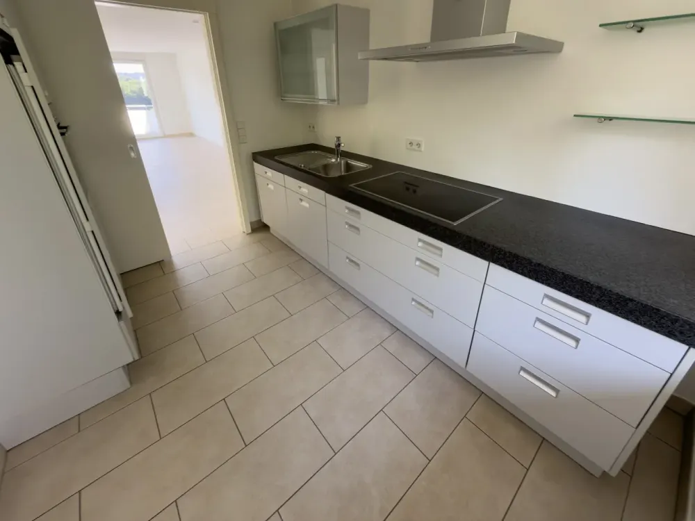 Sie suchen das Besondere? Exklusive Wohnung am Killesberg, Panorama, Balkon & Garten in Bestlage