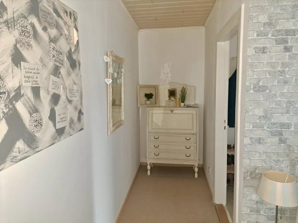 gemütliche 2-Zimmer-Wohnung, zentral in Blumenthal mit Garten