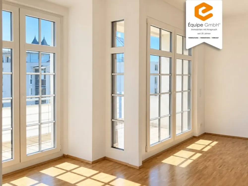 Sunny 3-Room Apartment in Striesen with Fitted Kitchen, Bathtub and Balcony Awaits You!