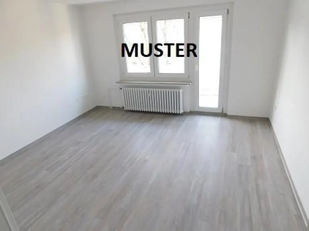 Einzugsbereit neu für Sie renoviert inkl. Balkon! Ideal als kleine Familie!