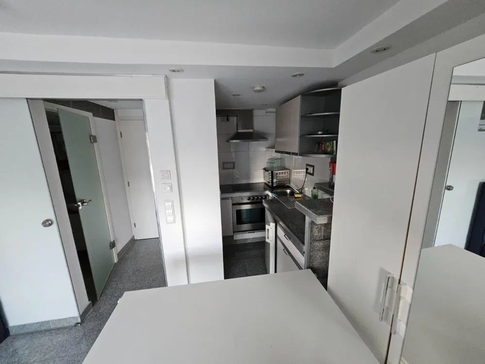 Möblierte 1-Zimmer-Wohnung mit Balkon in Stuttgart-Vaihingen