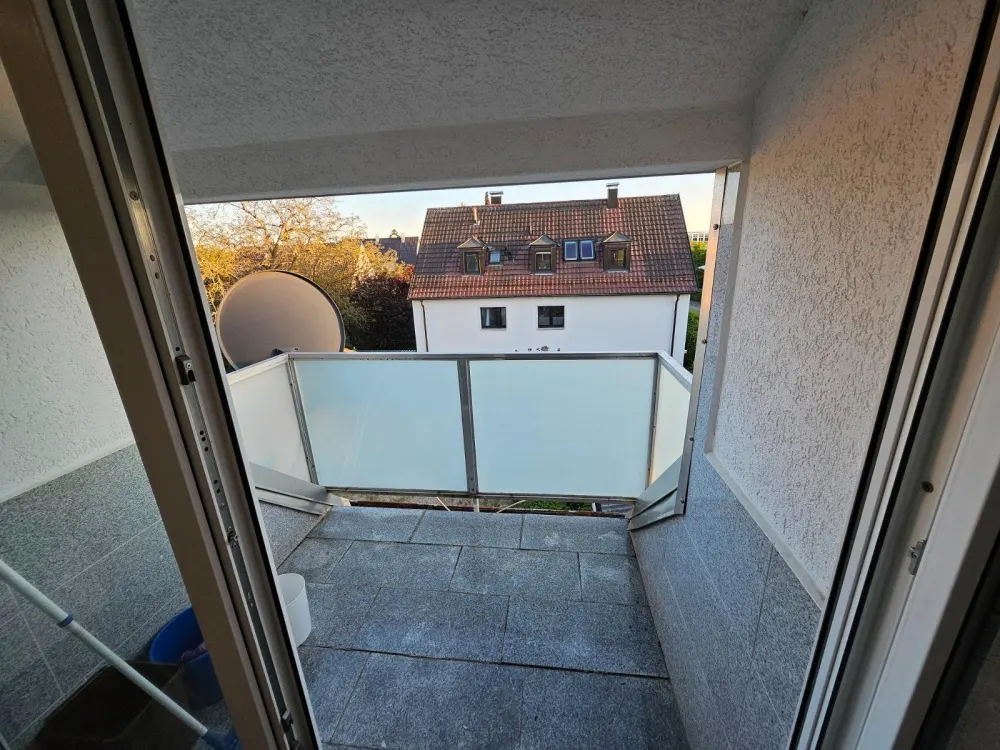 Möblierte 1-Zimmer-Wohnung mit Balkon in Stuttgart-Vaihingen