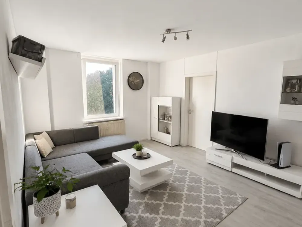 Großzügige Dachgeschosswohnung am Stadtgarten