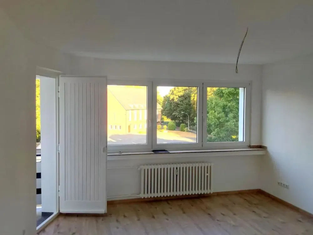 Schöne 3 Zimmer-Wohnung im 2. OG!