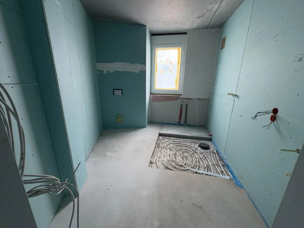 Großzügige 4-Zimmer-Etagenwohnung mit Balkon, in Unna