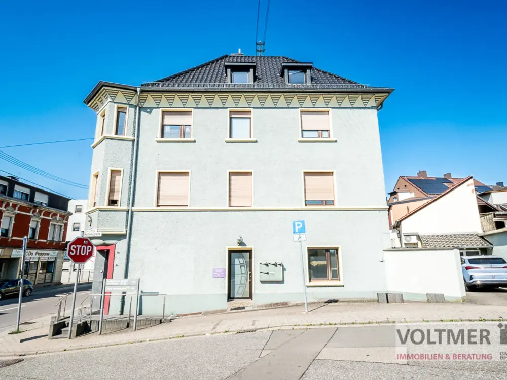 AUSGESTATTET - gepflegte Mietwohnung mit Einbauküche und Hobbyraum in Friedrichsthal!