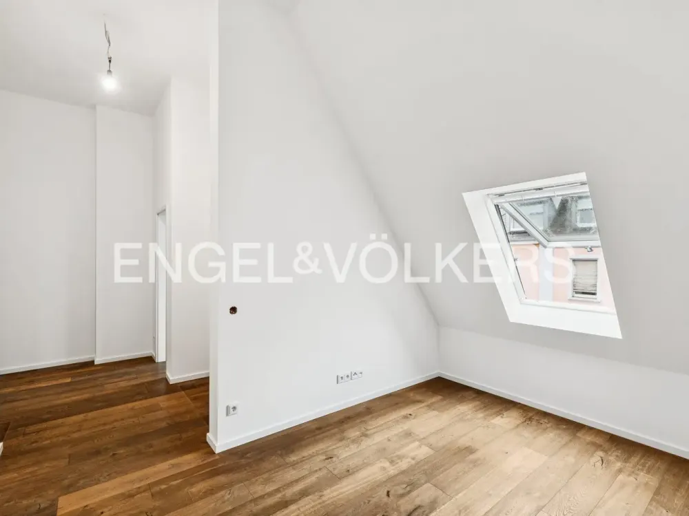 Stilvolles Vier-Zimmer-Penthouse mit Dachterrasse und besonderem Wohnkomfort