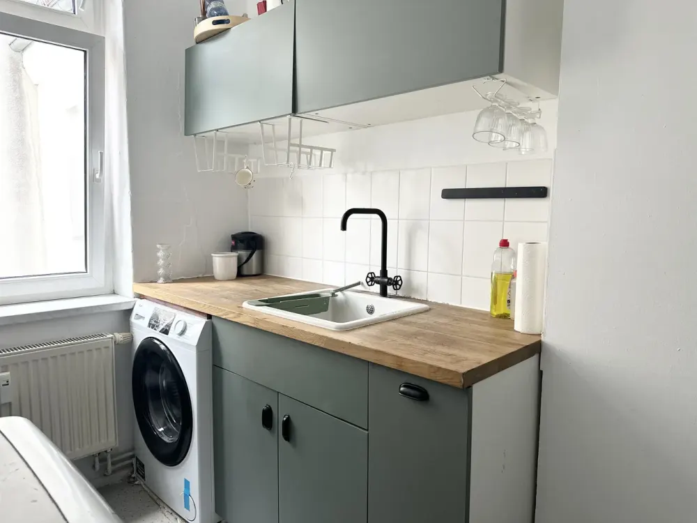 Charming Furnished Altbau Apartment in the Heart of Prenzlauer Berg