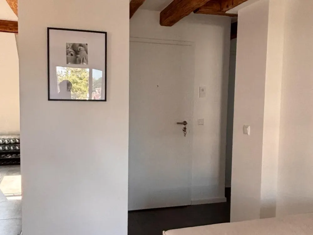 2 Zimmer DG Wohnung in Kelkheim AB SOFORT mit Einbauküche