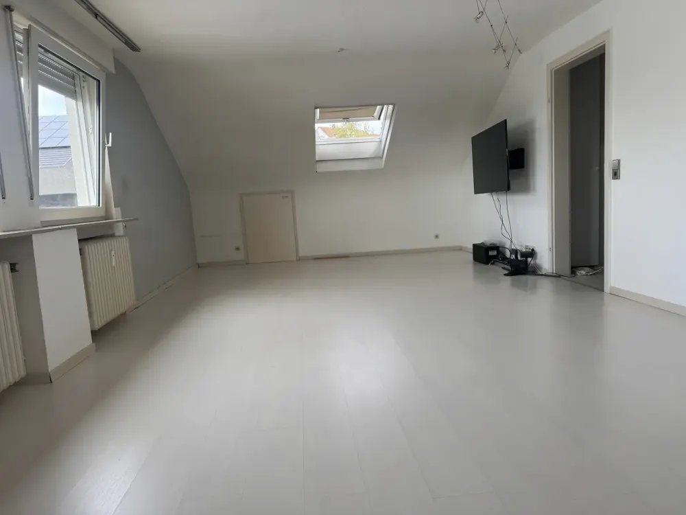 Markgröningen-große 2 Zi-DG Whg in ruhiger Lage
